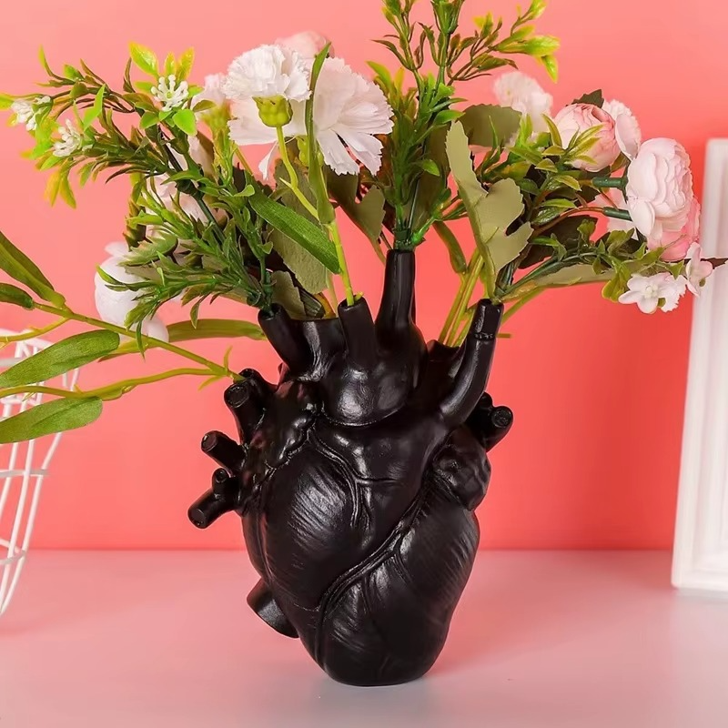 HeartBloom™ – Herzförmige Vase
