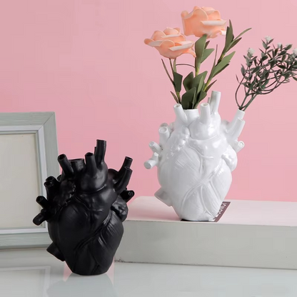HeartBloom™ – Herzförmige Vase
