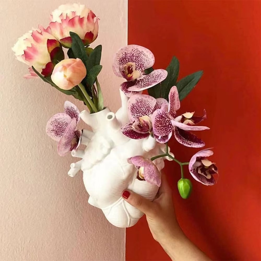 HeartBloom™ – Herzförmige Vase